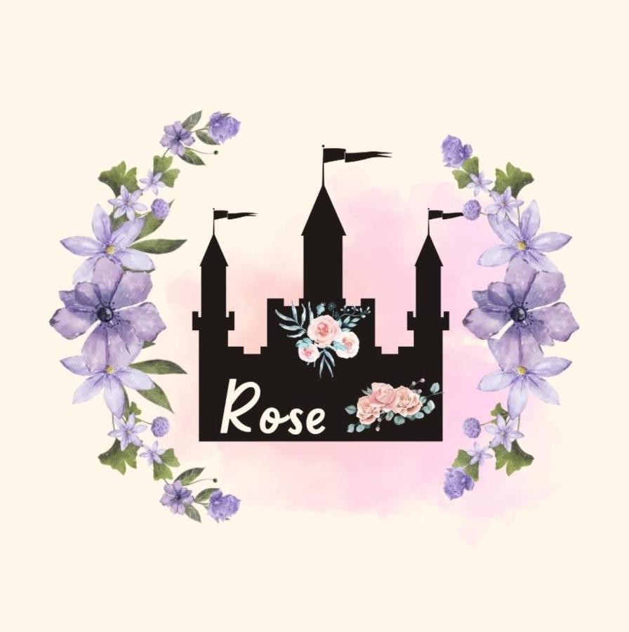 Rose Castle Apartment Taitung ภายนอก รูปภาพ